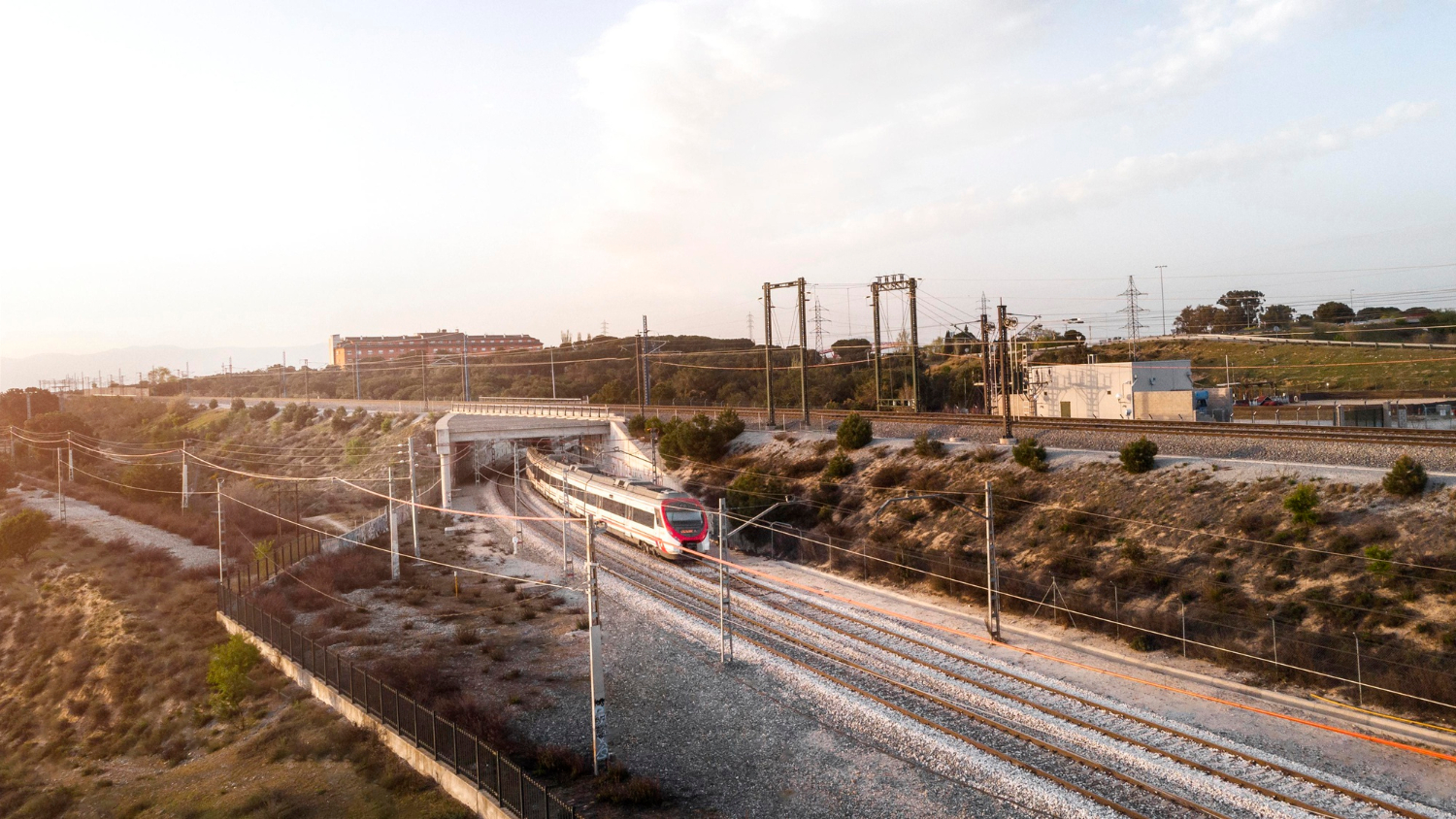 transport_railway_tracks_energy_power_sector_electroengineering